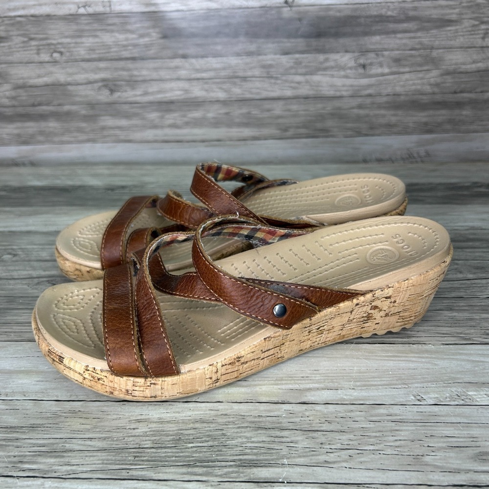 Crocs A-Leigh Strappy Cork Wedge Sandals Brown Leather Size 7 Women's Heel